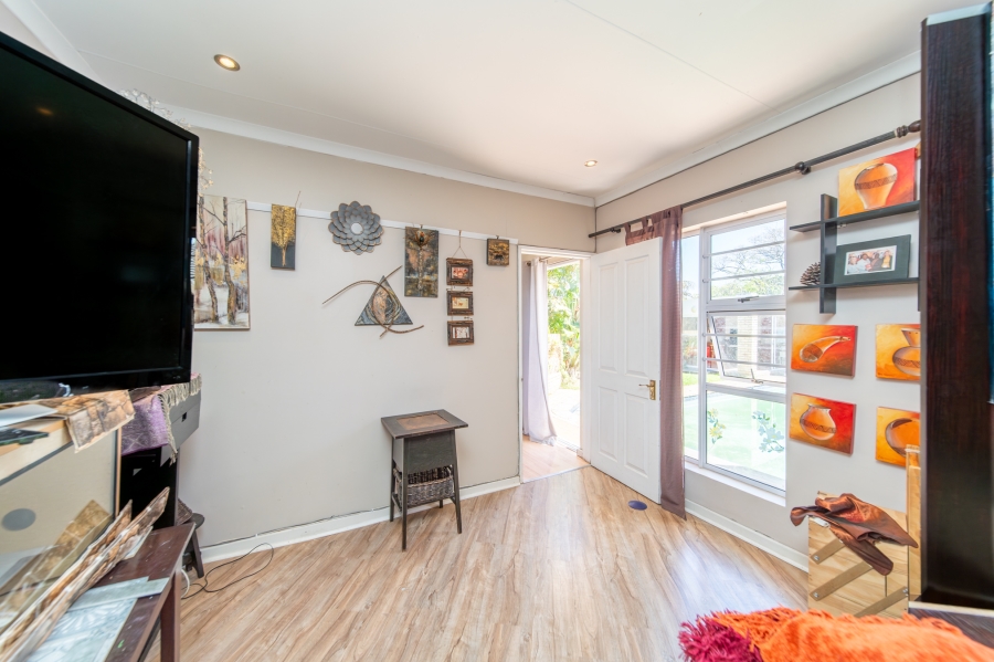 4 Bedroom Property for Sale in Beacon Bay Eastern Cape